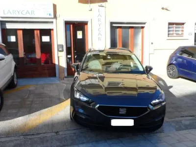 Usata Seat Leon Style 116 CV (85 kW) 2023 Grigio Station wagon