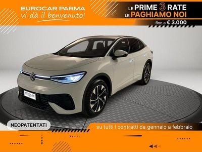 Nuova VW ID.5 Pro 88 kW (121 CV) 2025 Glacier white metallizzato nero SUV