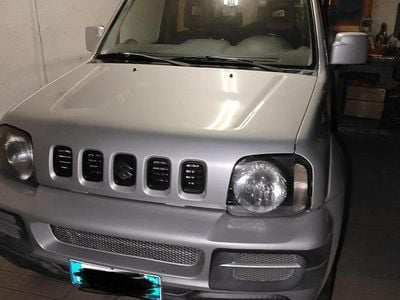 Usata Suzuki Jimny 86 CV (63 kW) 2006 Grigio SUV