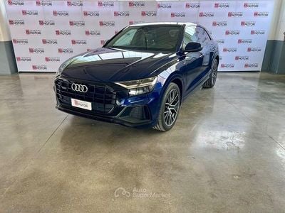 Usata Audi Q8 Sport 286 CV (210 kW) 2023 Blu/azzurro SUV