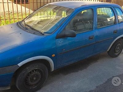 Usata Opel Corsa 1997 Blu Utilitaria