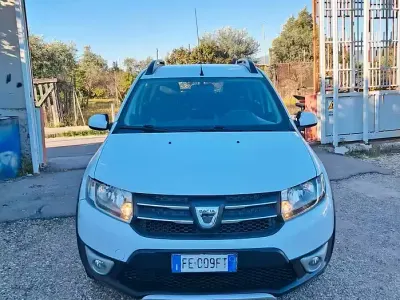 Brugt Dacia Sandero Stepway 90 HK (66 kW) 2016 Hvid Sedan