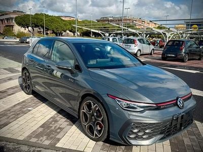 Usata VW Golf GTI 265 CV (194 kW) 2024 Grigio Berlina