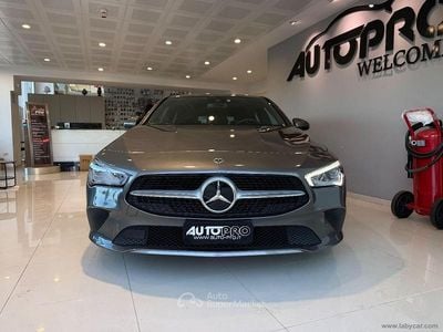Usata Mercedes CLA180 116 CV (85 kW) 2022 Gray Berlina