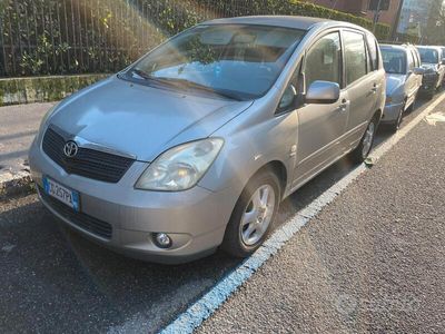 usata Toyota Corolla Verso 1.6 16V