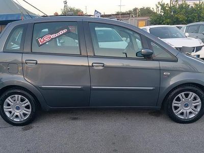 Grigio Usata 2011 Fiat Idea Dynamic Monovolume | 4499 € (Buon prezzo)