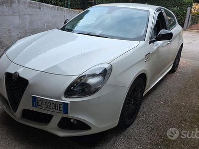 Usata Alfa Romeo Giulietta 105 CV (77 kW) 2015 Bianco Utilitaria