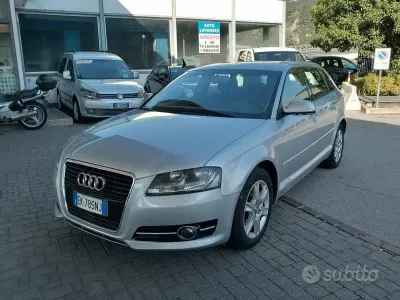 Usata Audi A3 Sportback Attraction 105 CV (77 kW) 2011 Grigio Utilitaria