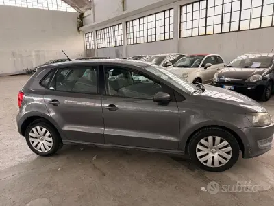 Usata VW Polo Comfortline 69 CV (50 kW) 2010 Grigio Utilitaria
