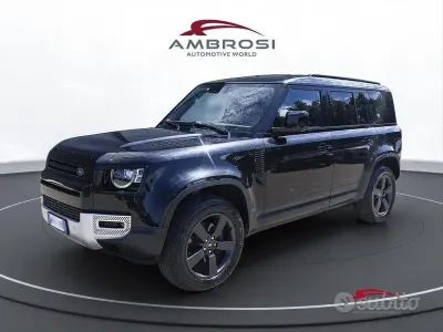 Usata Land Rover Defender SE Dynamic 200 CV (147 kW) 2022 Nero SUV