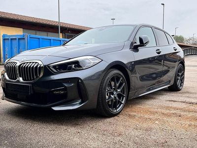Usata BMW 116 M Sport 116 CV (85 kW) 2021 Grigio Utilitaria