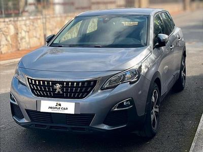 Usata Peugeot 3008 Allure 130 CV (95 kW) 2019 Grigio SUV
