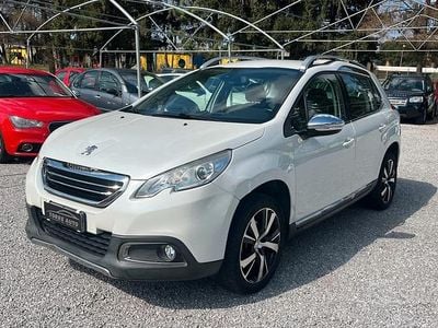 Usata Peugeot 2008 Allure 110 CV (80 kW) 2016 Bianco SUV