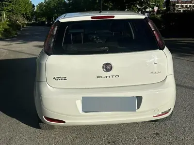 Occasion Fiat Grande Punto 77 ch (56 kW) 2013 Blanc Citadine