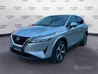Usata Nissan Qashqai N-Connecta 140 CV (102 kW) 2022 Grigio SUV