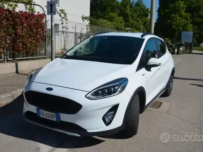 Gebraucht Ford Fiesta Active 86 PS (63 kW) 2019 Weiß Kleinwagen