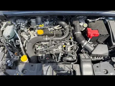 Usata Renault Captur Techno 100 CV (73 kW) 2023 Bianco SUV