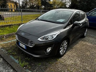 Usata Ford Fiesta 75 CV (55 kW) 2019 Grigio Utilitaria