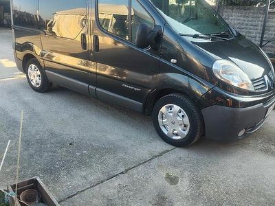 Usata Renault Trafic 2007 Marrone Monovolume