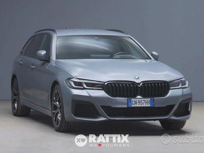 Usata BMW 530e M Sport 184 CV (135 kW) 2023 Skyscraper metallic Station wagon
