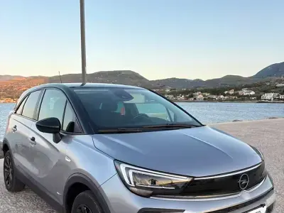 Usata Opel Crossland X Design & Tech 110 CV (80 kW) 2022 Grigio SUV