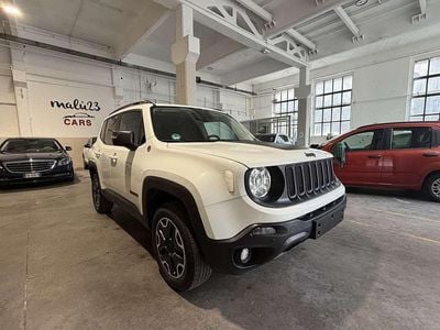 Usata Jeep Renegade Trailhawk 170 CV (125 kW) 2015 Bianco SUV