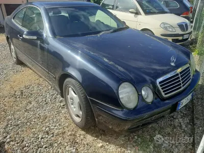 Usata Mercedes CLK200 Avantgarde 192 CV (141 kW) 2000 Bluazzurro Coupé