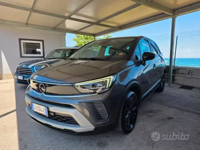 Usata Opel Crossland X Design & Tech 110 CV (80 kW) 2022 Grigio SUV