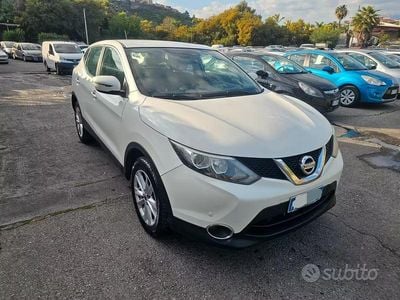 Usata Nissan Qashqai Acenta 110 CV (80 kW) 2014 Bianco SUV