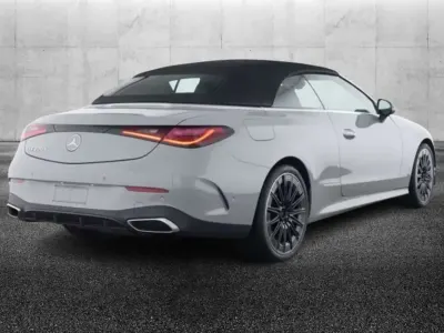 Usata Mercedes CLE220 AMG Line Premium 197 CV (144 kW) 2025 Grigio Cabrio