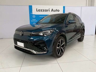 Usata VW Tiguan R-line 150 CV (110 kW) 2024 Blu SUV