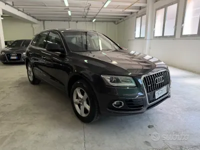 Usata Audi Q5 Business 190 CV (139 kW) 2016 Grigio SUV