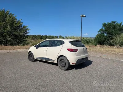 Usata Renault Clio 90 CV (66 kW) 2018 Utilitaria