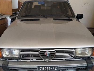 Usata Alfa Romeo Giulietta Ti 170 CV (125 kW) 1983 Argento Berlina