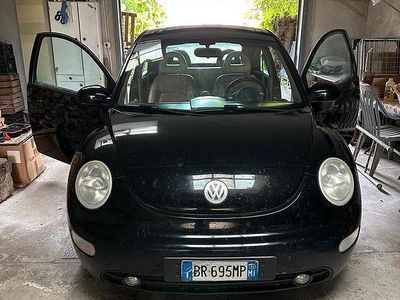 Usata VW New Beetle 2001 Nero Utilitaria