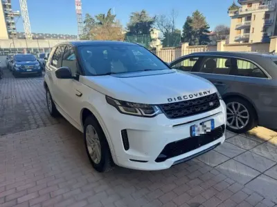 Second-hand Land Rover Discovery 5 R-Dynamic 204 CP (150 kW) 2021 Alb SUV