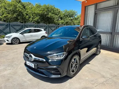 Usata Mercedes GLA200 Premium 150 CV (110 kW) 2023 Nero SUV