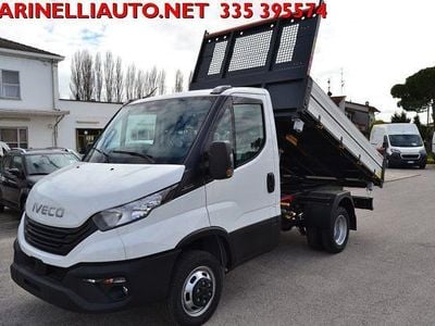 Nuova Iveco Daily 135 CV (99 kW) 2025 Bianco