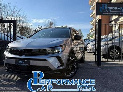 Usata Opel Grandland X 131 CV (96 kW) 2024 Argento/nero metallizzato SUV