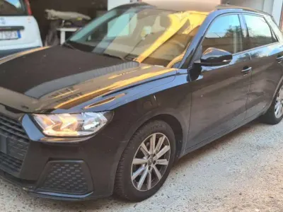 Usata Audi A1 Sportback Advanced 95 CV (69 kW) 2020 Nero Utilitaria