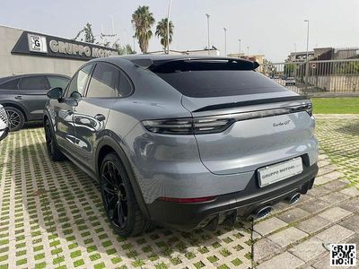 Usata Porsche Cayenne Turbo 640 CV (470 kW) 2022 Blu SUV