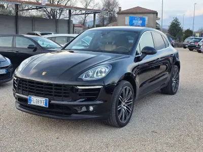 Gebraucht Porsche Macan 250 PS (183 kW) 2017 Schwarz SUV