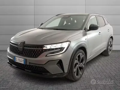 Usata Renault Austral Iconic Esprit Alpine 131 CV (96 kW) 2023 Nero SUV