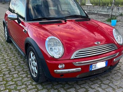 Usata Mini One D 75 CV (55 kW) 2005 Rosso Utilitaria