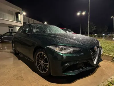 Usata Alfa Romeo Giulia Business 160 CV (117 kW) 2021 Verde Berlina
