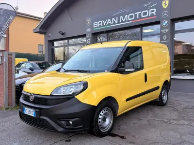 Usata Fiat Doblò 95 CV (69 kW) 2019 Giallo Monovolume