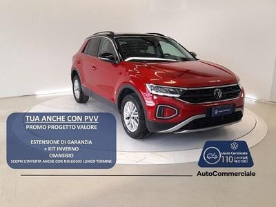 Usata VW T-Roc Life 110 CV (80 kW) 2022 Rosso SUV