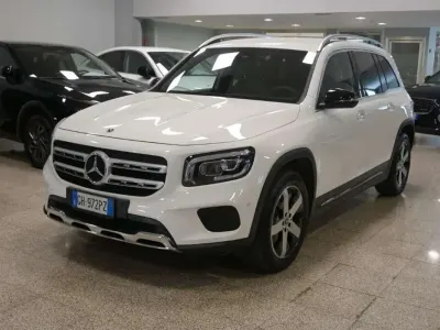 Usata Mercedes GLB200 150 CV (110 kW) 2022 Bianco SUV