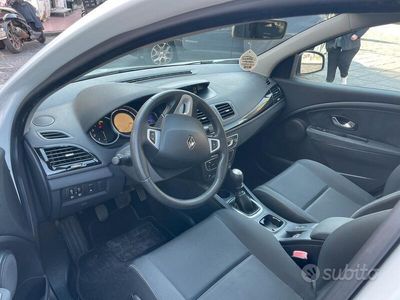 usata Renault Mégane actrattive 1500 dci 110c berlina