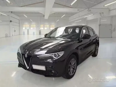 Usata Alfa Romeo Stelvio Business 160 CV (117 kW) 2020 Nero SUV